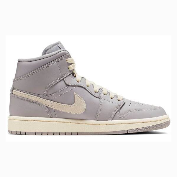 Nike Mid Atmosphere Pale Ivory Basketskor Air Jordan 1 Dam Grå | JD-519NQ