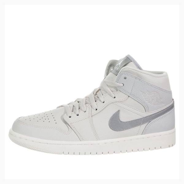 Nike Mid SE Light Bone Basketskor Air Jordan 1 Herr Silver | JD-135GE