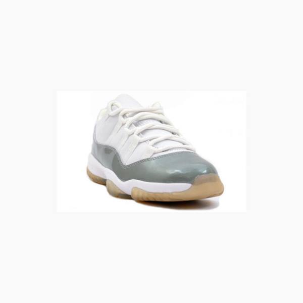 Nike Retro Low Metallic 2001 Sneakers Air Jordan 11 Dam Vita Silver | JD-367GU